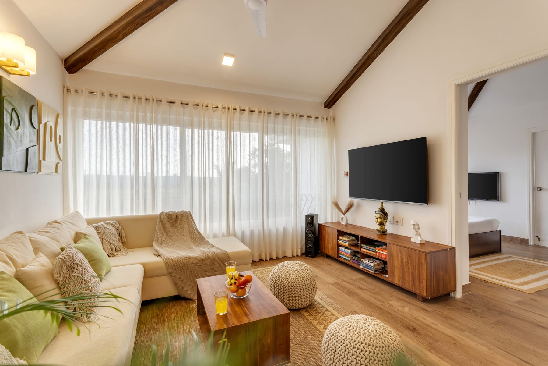 Apartments & Suites